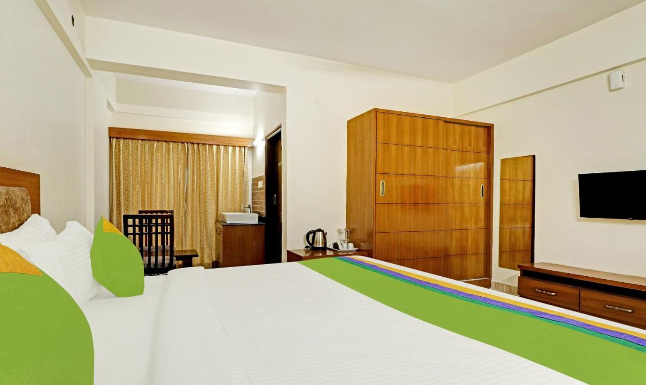 Treebo Celebrity Hotels And Suites Bangalore Exterior foto